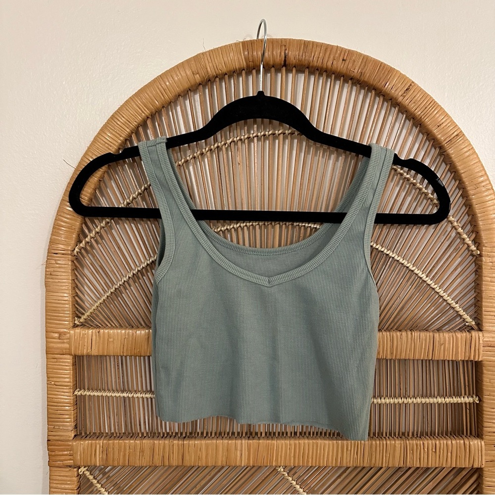 Cropped Tank Top